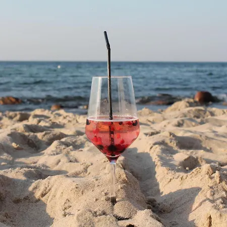 Cosy In By The Sea * Pepelow