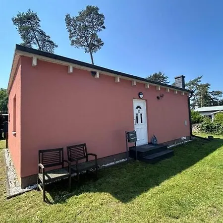 Cozy Near Sea In
